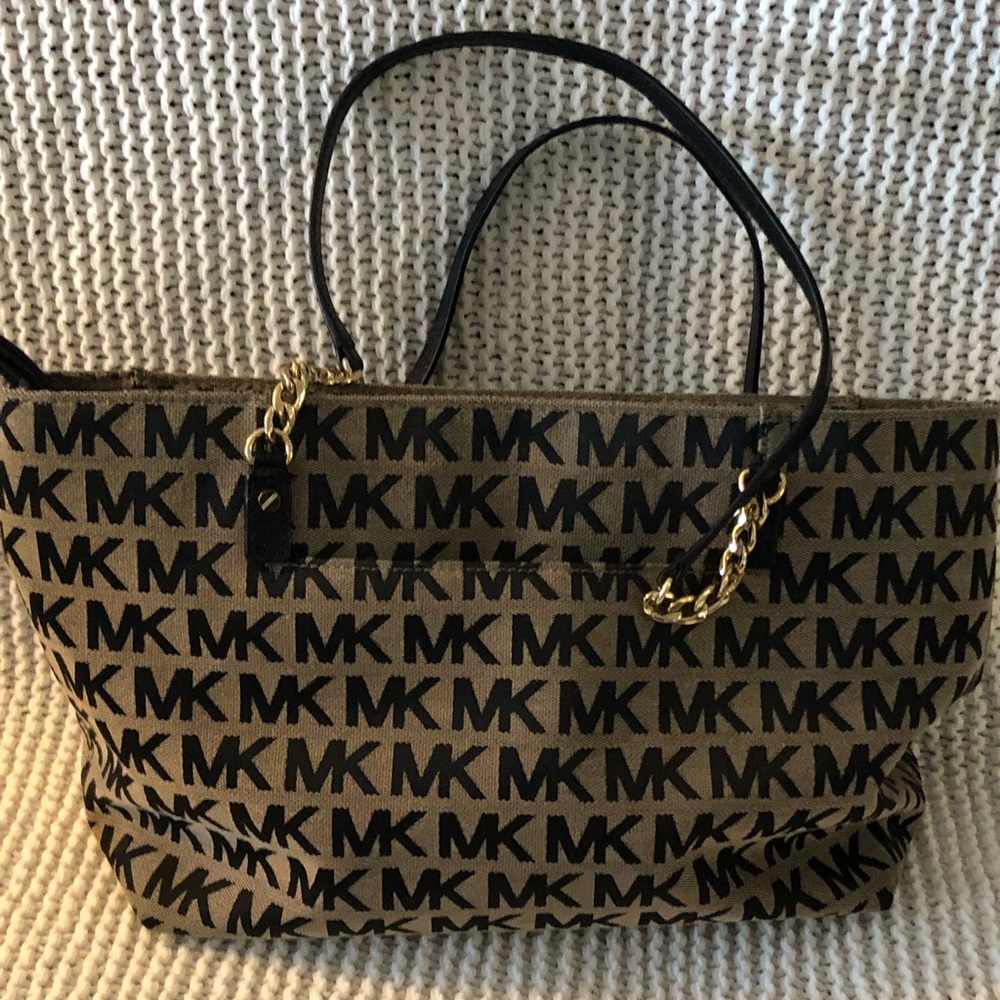 MICHAEL KORS BAG
